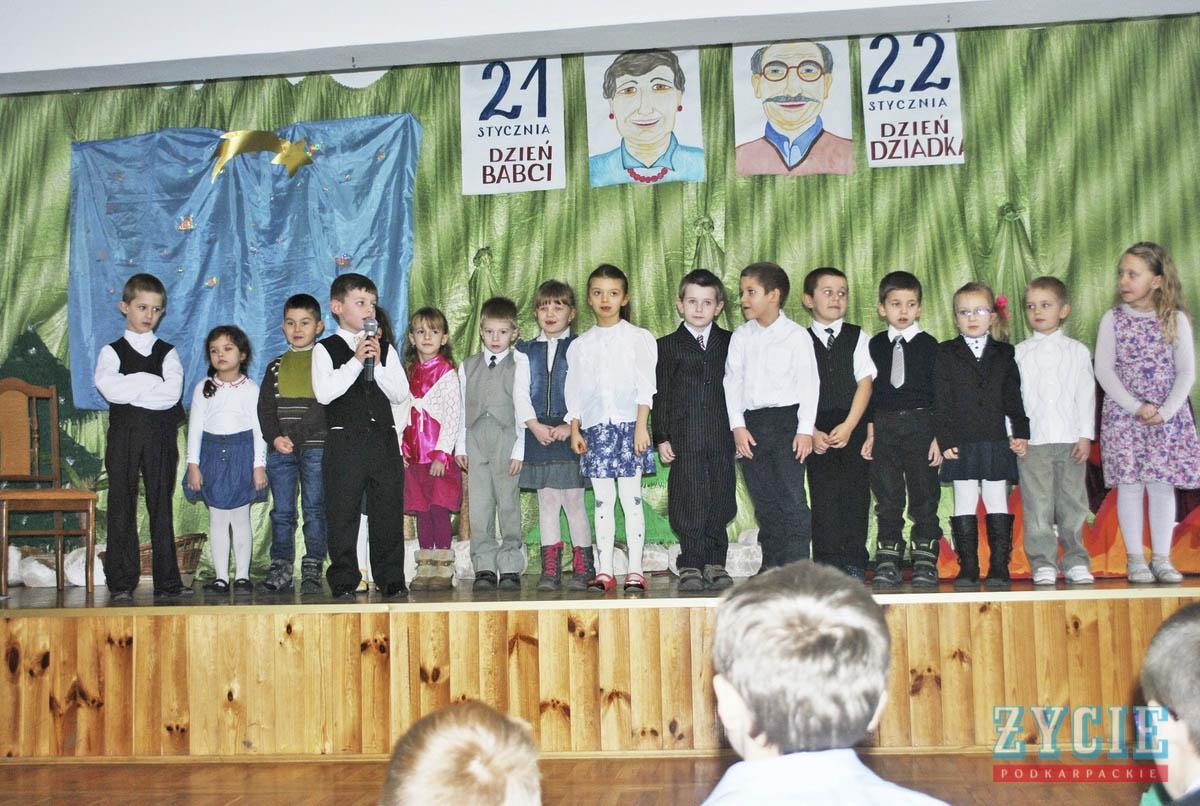 Pamiętali o swoich babciach i dziadkach