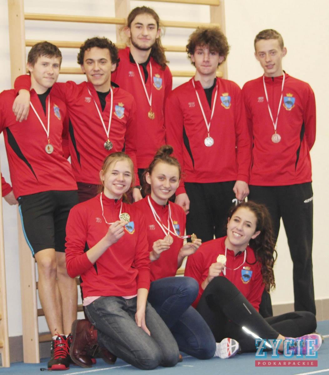 Grad medali juniorów młodszych