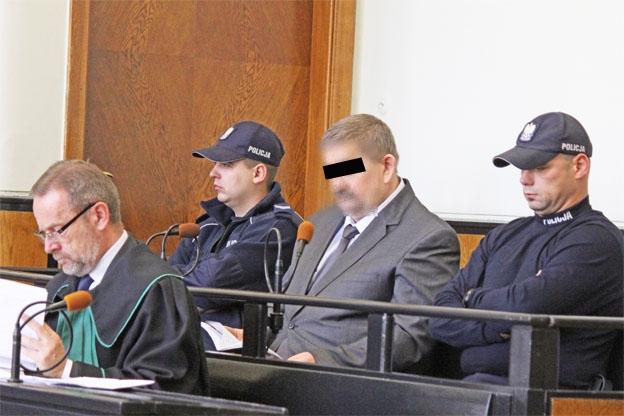 12 lat więzienia za napad na bank