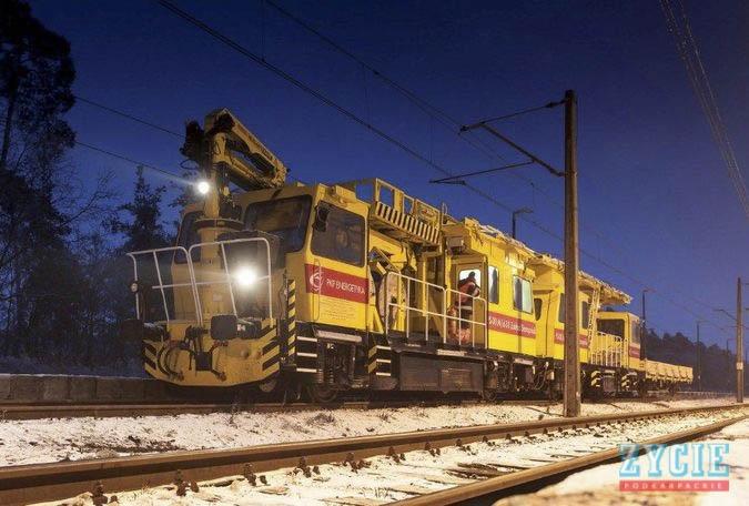 PKP obiecuje ciepłą herbatę na dworcach. Tylko nie wie, na których