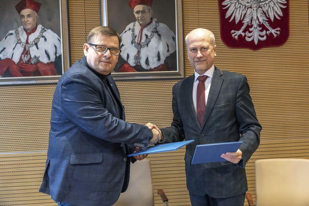 Niższe koszty dla mieszkańców Przemyśl dzięki współpracy z rzeszowską uczelnią?