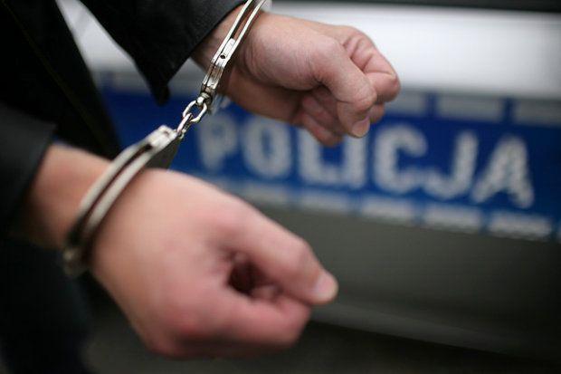 Świadomie zniszczył cudze auto. Nie pozostanie bezkarny