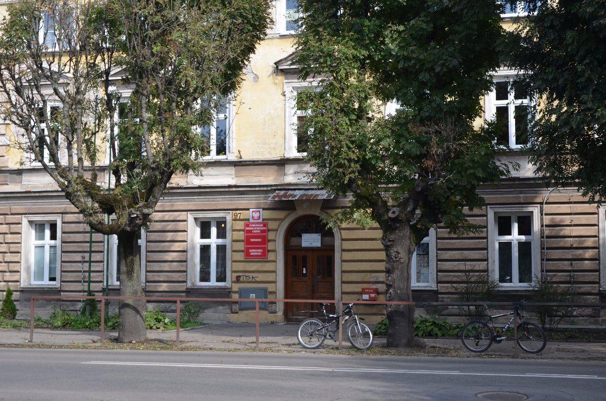 Byłe koszary przy Dworskiego w Przemyślu przejdą generalny remont