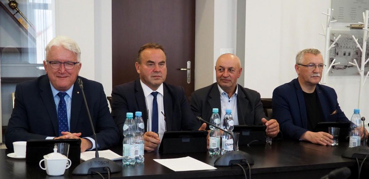 Prawie milion na przyszłe ognisko baletowe w Jarosławiu