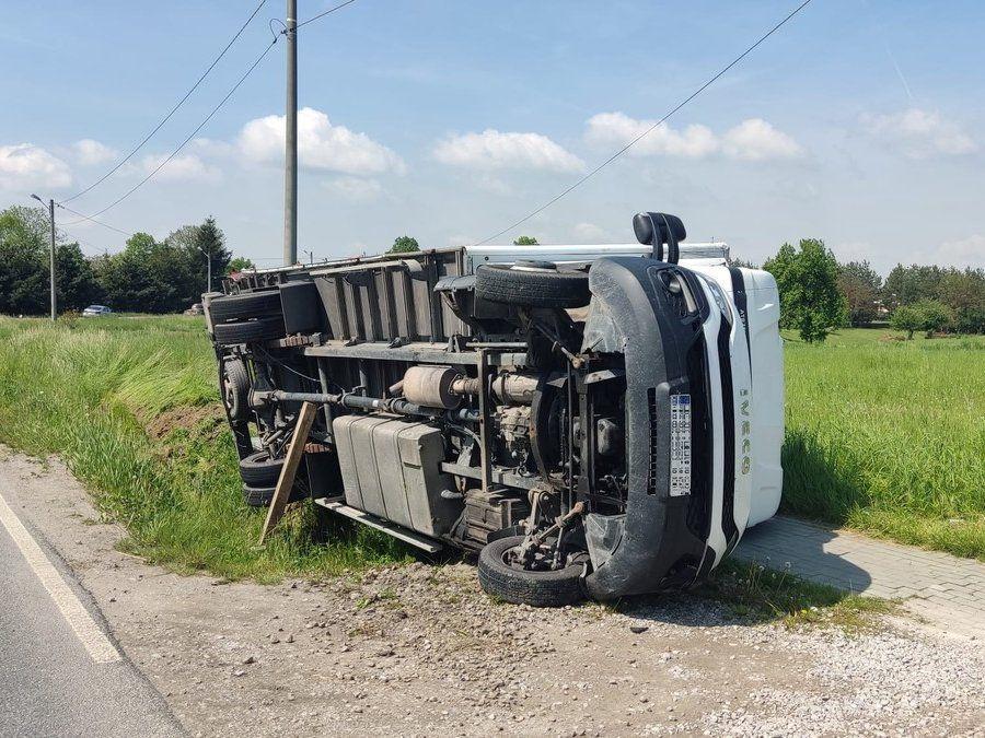 Był pijany, więc nie pozwolonu mu pracować. Ukradł auto, by wrócić do domu