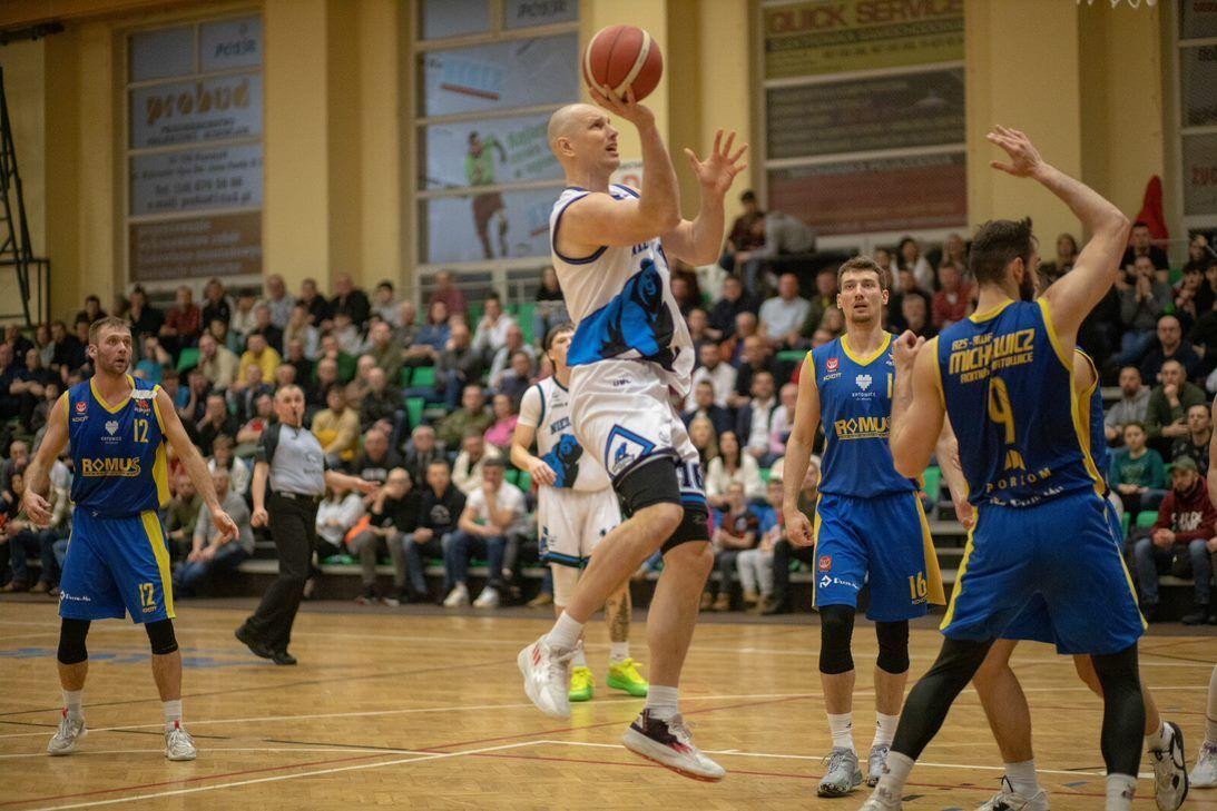 Niedźwiadków jeden krok do sportowego nieba