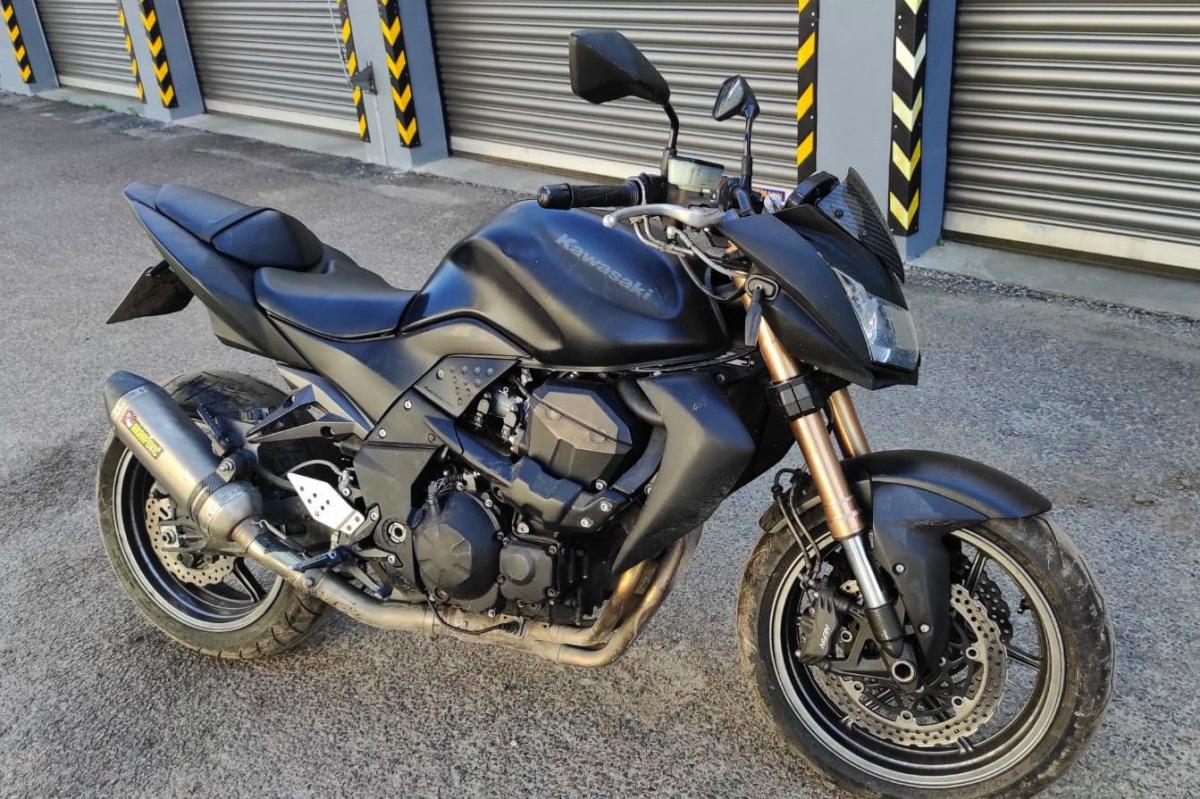 Tym razem naczepa i motocykl 