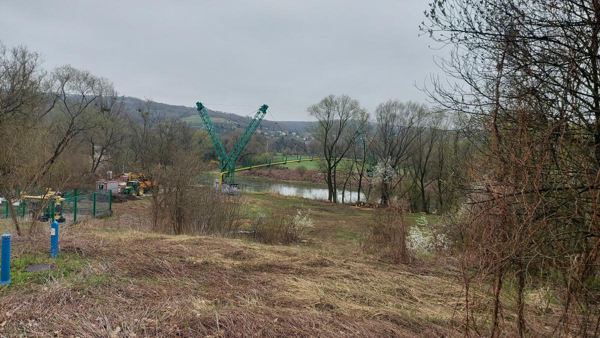 Kładki w miejscu żółtej rury nie będzie