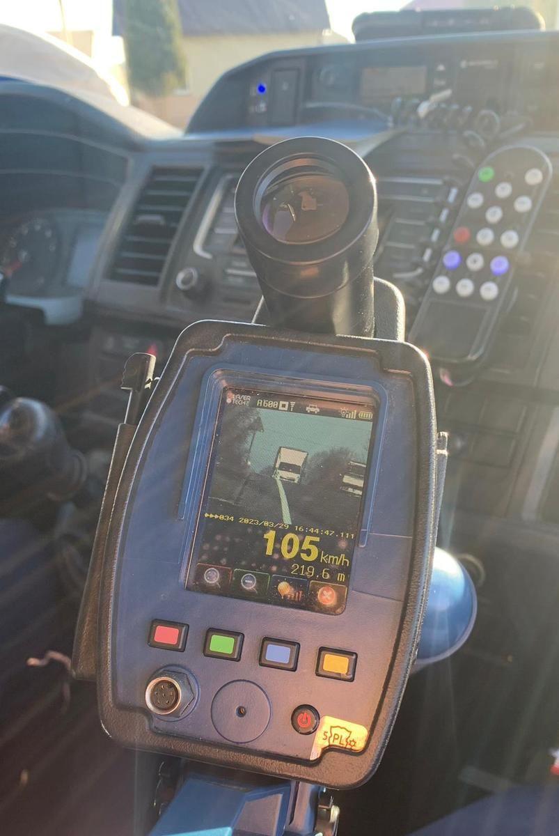105 km/h w zabudowanym