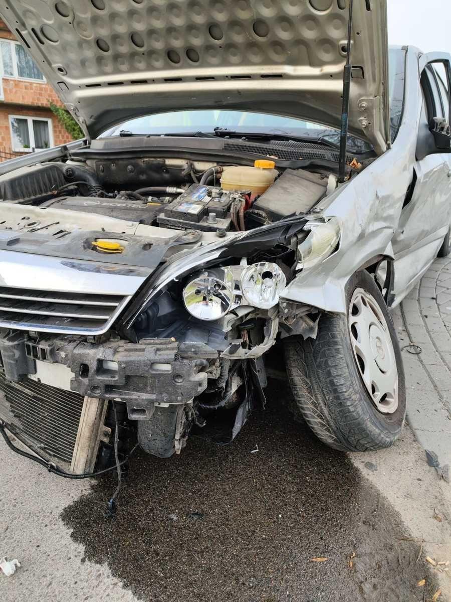 Nie ustąpiła pierwszeństwa, doprowadziła do czołówki
