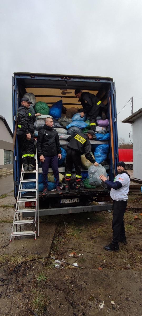  Prawie 17 ton zebranej odzieży dało blisko 25 tys. zł! A to jeszcze nie koniec „Szafowania” dla Frania