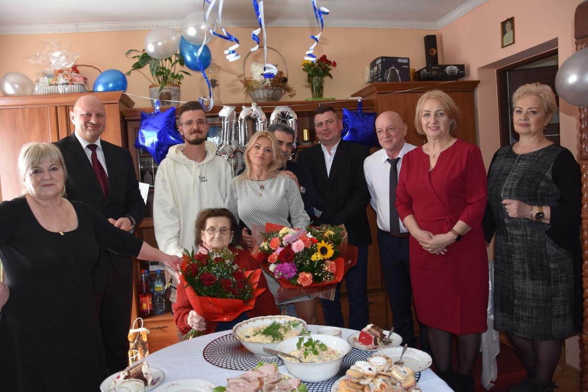 100 lat pani Janiny Wąsacz z Nowosielec