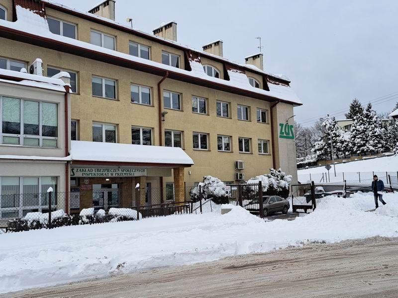 Od 1 marca wyższe emerytury i renty 
