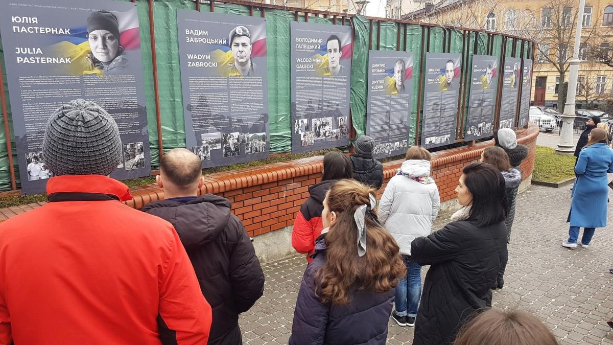 We Lwowie otwarto wystawę poświęconą żołnierzom polskiego pochodzenia, którzy oddali życia za Ukrainę