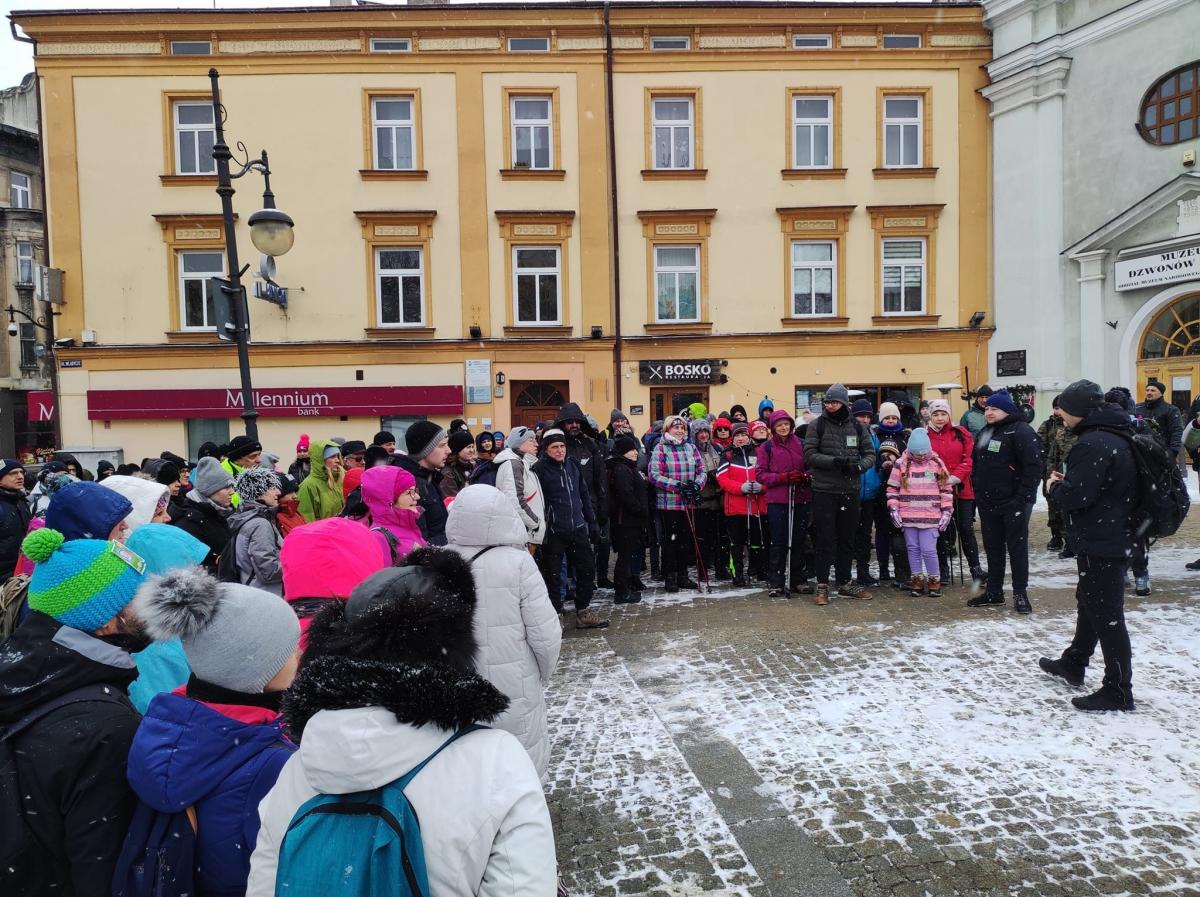 Wyruszyli pieszo na Fort V Grochowce dla Frania. Zebrali prawie 6 tys. 800 zł [ZDJĘCIA]