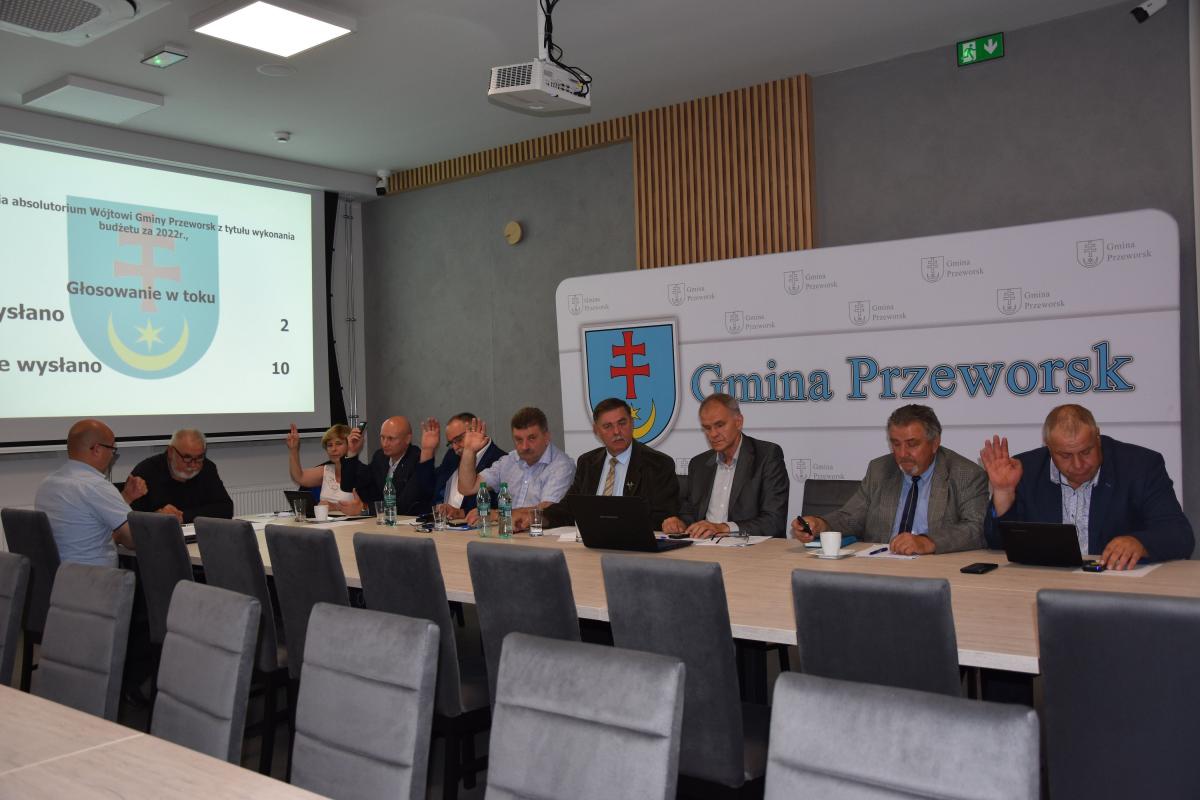 Dwa razy „tak”. Radni byli jednomyślni 