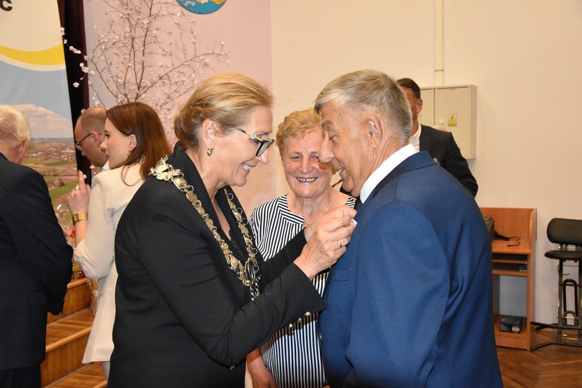 Niech im szczęścia i pogody nie zabraknie. Złote gody 11 par
