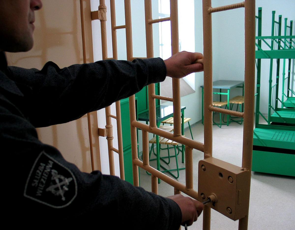 Śmiertelne potrącenie rowerzysty w Wapowcach. Podejrzany trafił do aresztu