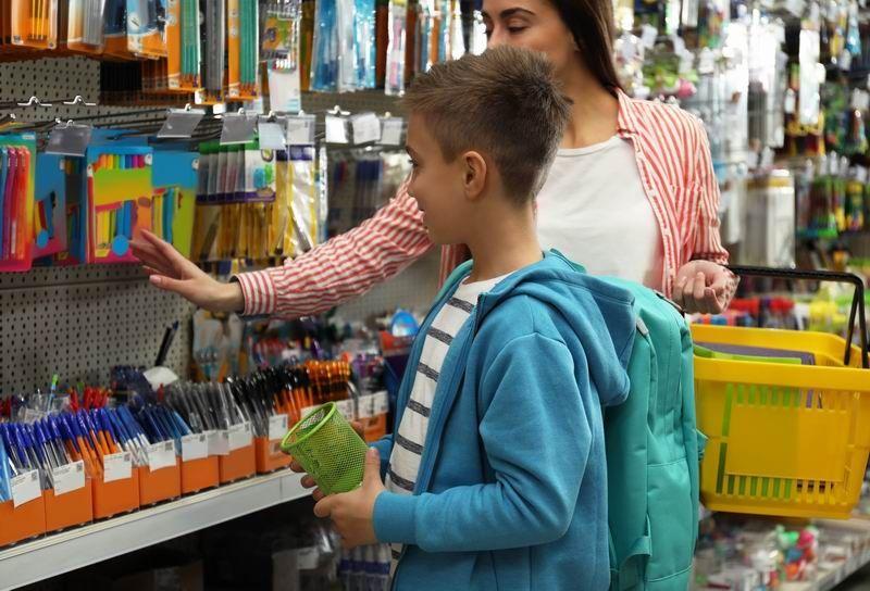 Już można składać wnioski o pieniądze na wyprawkę dla ucznia. Jednorazowo można otrzymać 300 zł