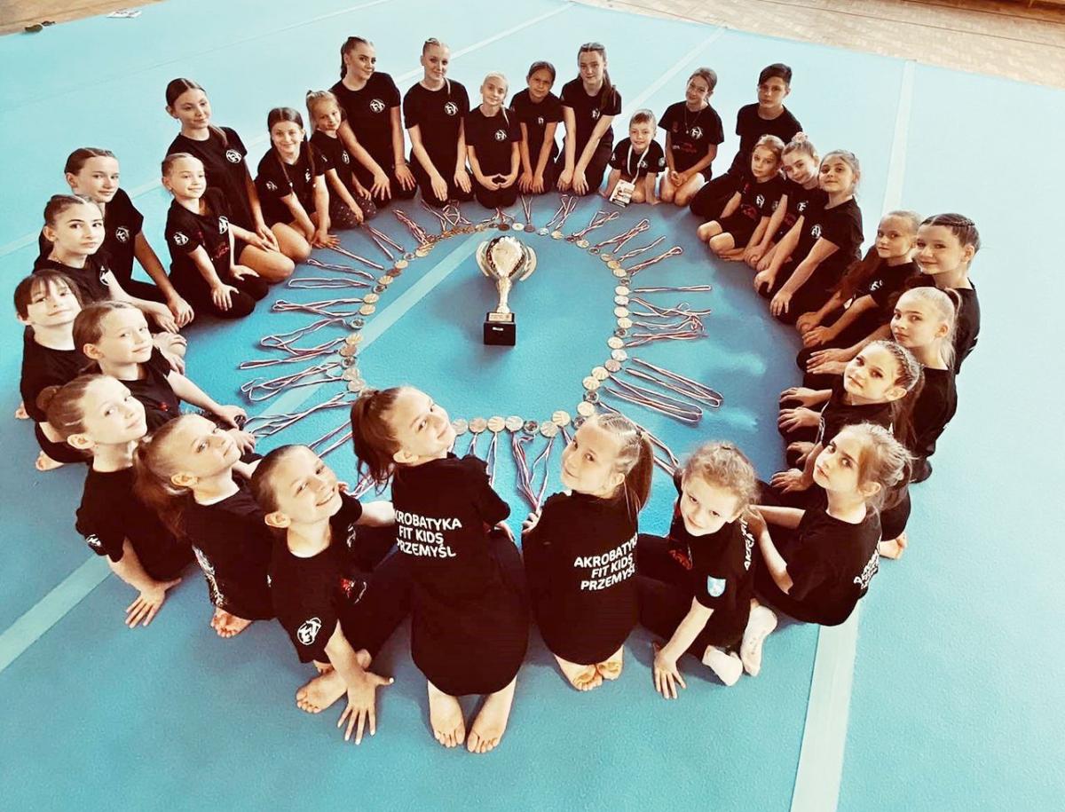 Wór medali Akrobatyki Fit Kids Przemyśl