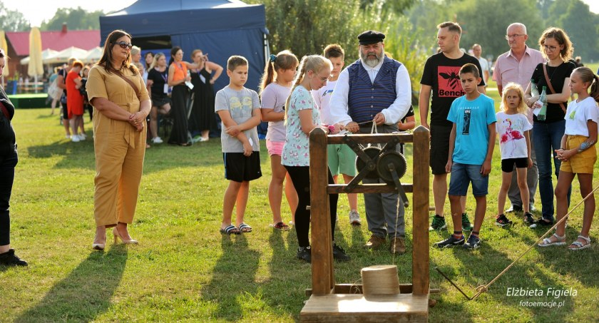 Niedziela w Radymnie pod szyldem żeglarstwa i szant. Aż 2 imprezy na ZEK-u!
