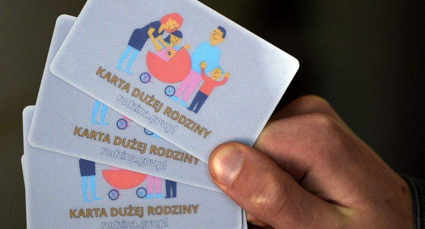 Posiadacze kart dużej rodziny nierówno traktowani? 