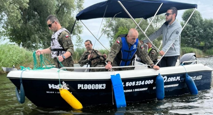 Przemyscy „terytorialsi” w łodzi. 11 żołnierzy zdobyło nowe uprawnienia
