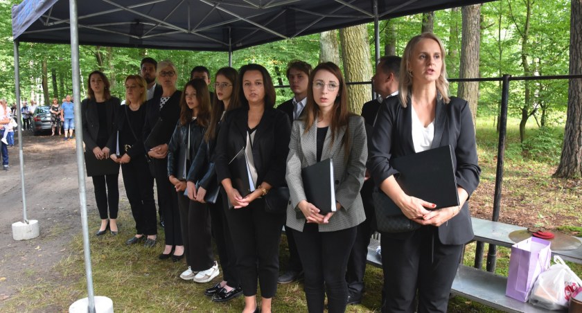 Pamiętają o tragedii w dębrzyńskim lesie. Zbrodniarze nigdy nie ponieśli kary