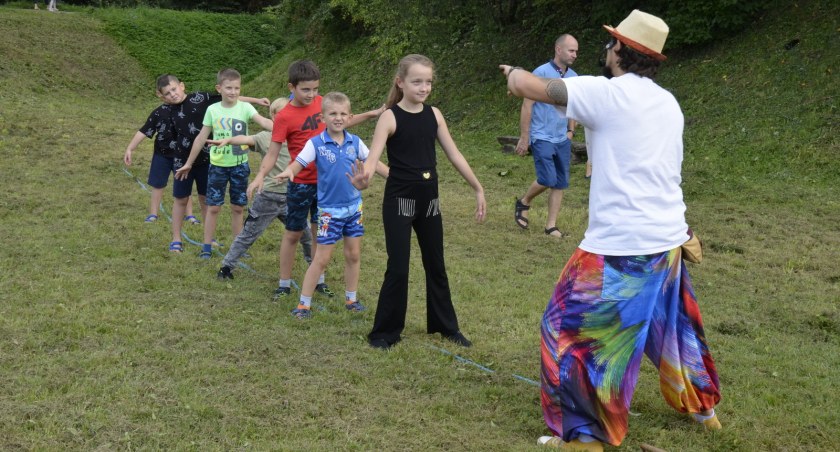 W amfiteatrze na Zniesieniu trwa piknik rodzinny [ZDJĘCIA]