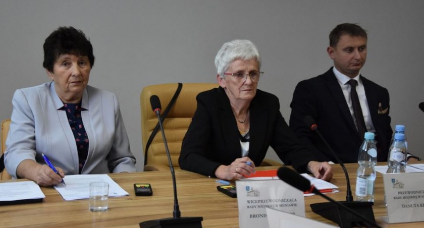 Biblioteka w Rudce skasowana, pilne zmiany w budżecie uchwalone  