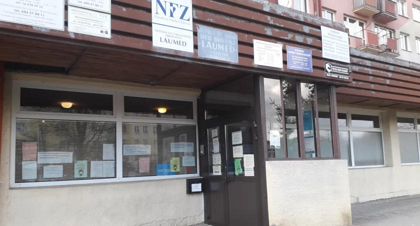 Do lekarza? Dziś nie ma już miejsc, proszę przyjść jutro...