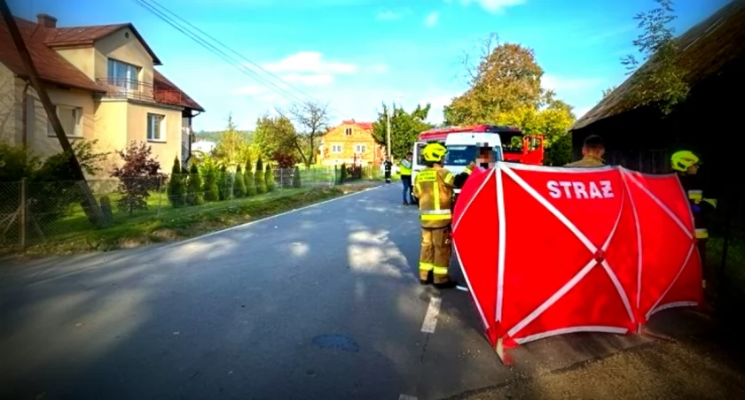 Tragiczny wypadek w Humniskach: kierująca potrąciła dwóch 11-letnich chłopców. Jeden z nich nie żyje