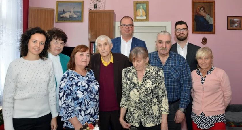 Do zacnego grona stulatków dołączył pan Franciszek Osiadły!