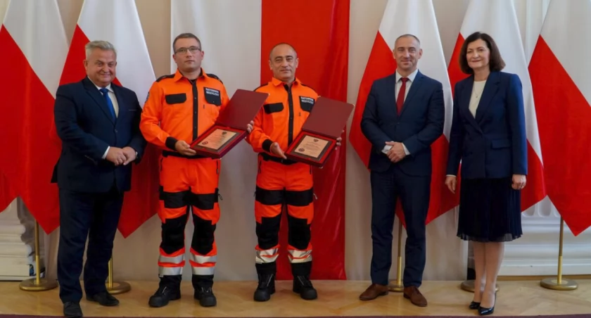 Pracownicy pogotowia wyróżnieni za zaangażowanie, odwagę i profesjonalizm