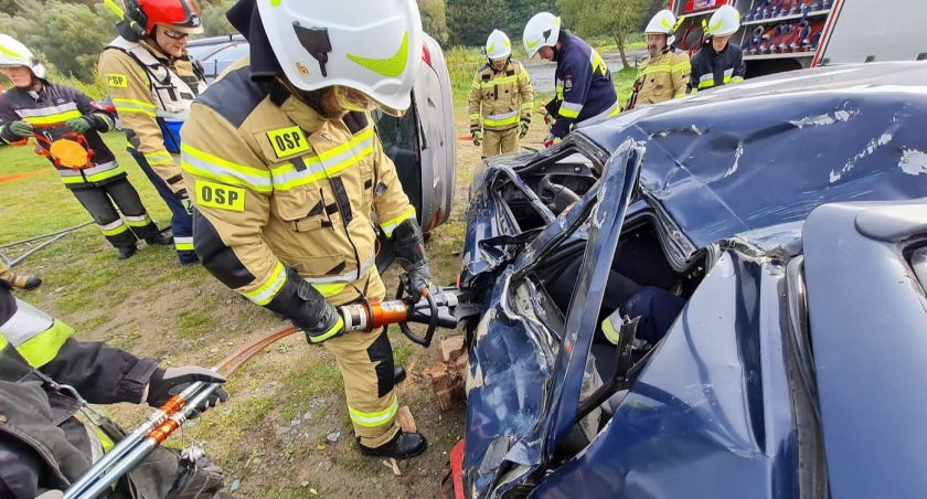 Rozległy pożar i wypadek na polu namiotowym. Tak ćwiczyli strażacy ochotnicy