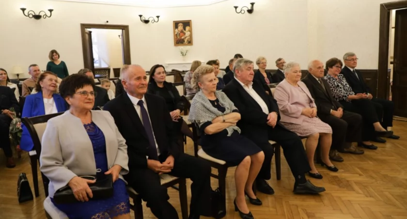 Złoci jubilaci z Przeworska. Wszystkie pary doczekały się ich całej gromadki dzieci i wnucząt