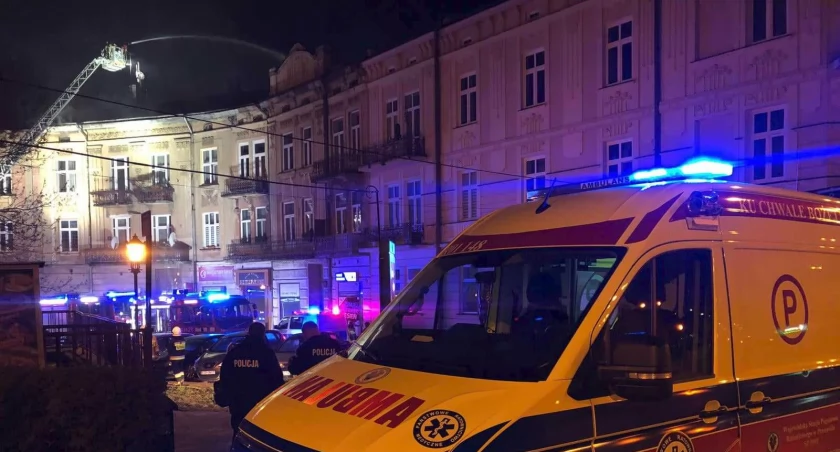 Groźny pożar poddasza kamienicy przy Długosza w Przemyślu