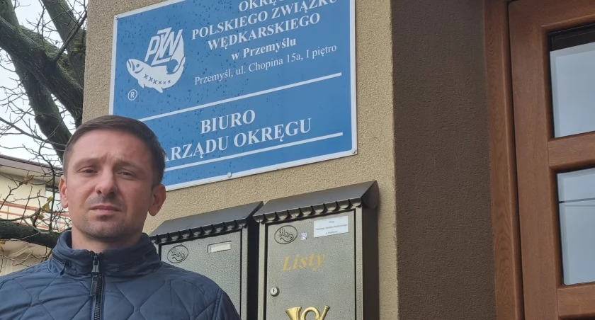 Przyducha w Mleczce, kormorany na Sanie [GALERIA]
