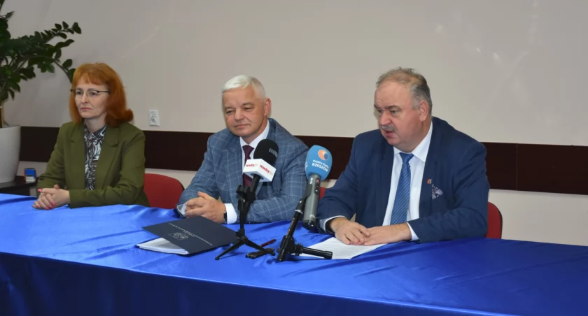 Kanalizacja w Łuczycach i przydomowe oczyszczalnie ścieków w Wielkich Oczach