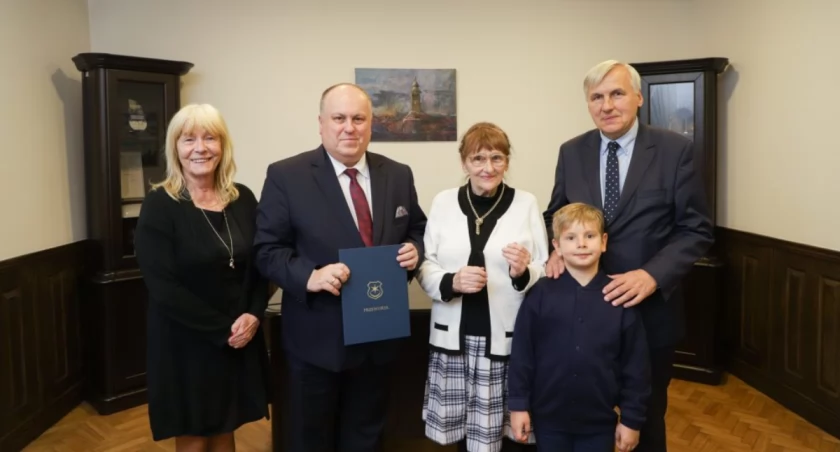 Nietuzinkowy muzyk Jerzy Gaczek pochodził z Przeworska.  Spuścizna po artyście trafiła do ratusza