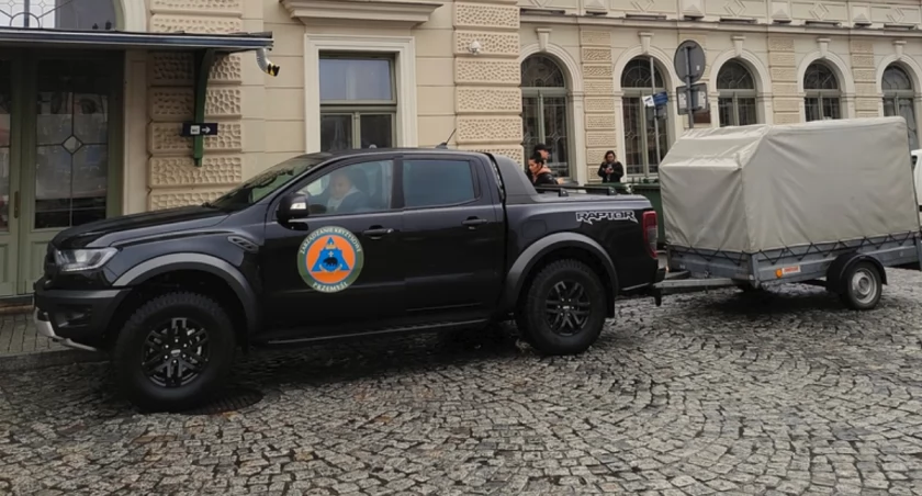 Rozchwytywany „drapieżnik”. Pojazd służbowo-prywatny?