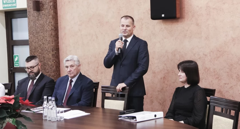 Podzieli pieniądze na przyszły rok. Bez kredytu się nie obejdzie