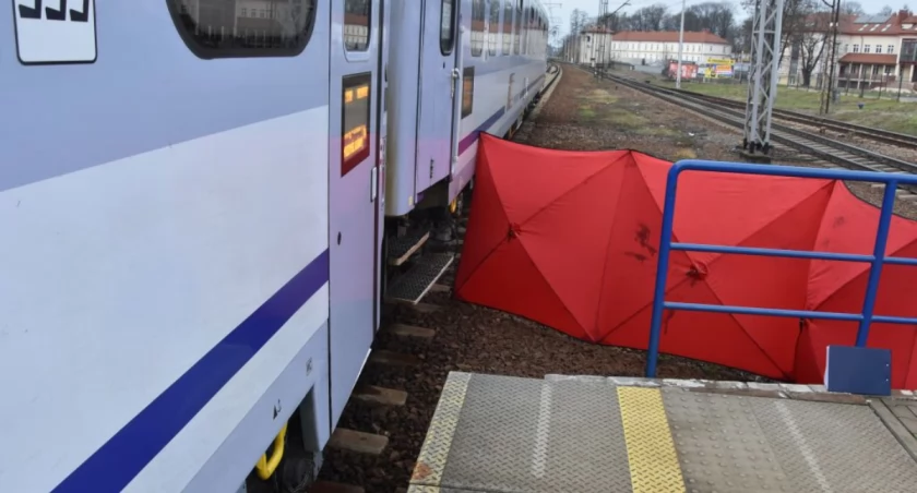Jarosław: 70-latek zginął pod kołami pociągu