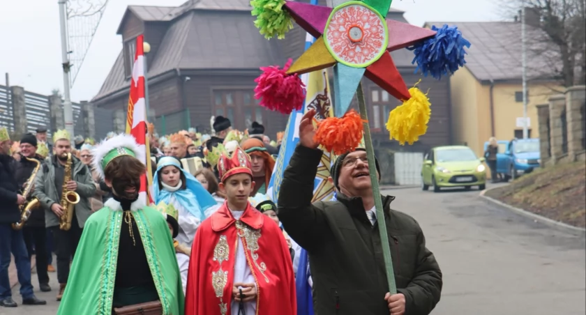 Kolorowe i radosne wspólne świętowanie Trzech Króli w regionie