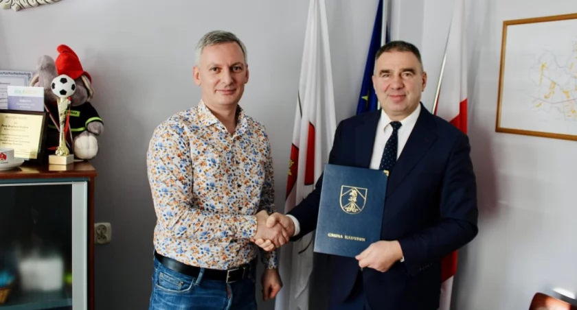 Trzech przewoźników wozi mieszkańców gminy