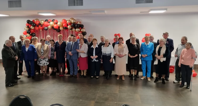 Małżeństwa cenne jak złoto, szmaragd czy diamenty. Tak świętowano jubileusze małżeńskie! 