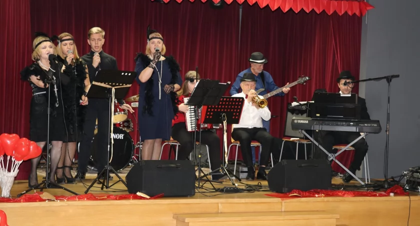 Lata dwudzieste, lata trzydzieste... Sentymentalny koncert retro