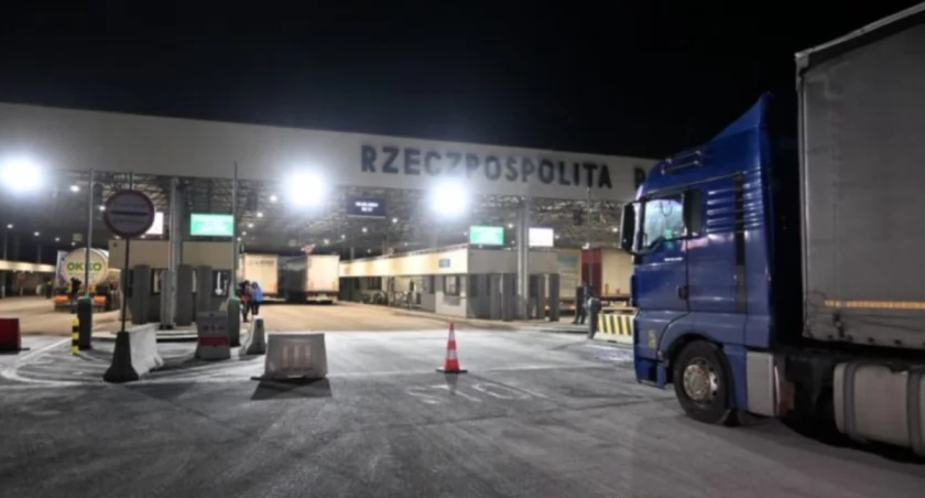 Kontrole towarów na podkarpackich granicach trwają