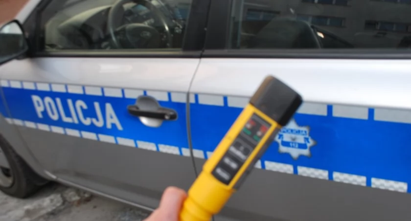 Policyjny pościg za kierowcą. 53-latek wydmuchał ponad 1,6 promila 