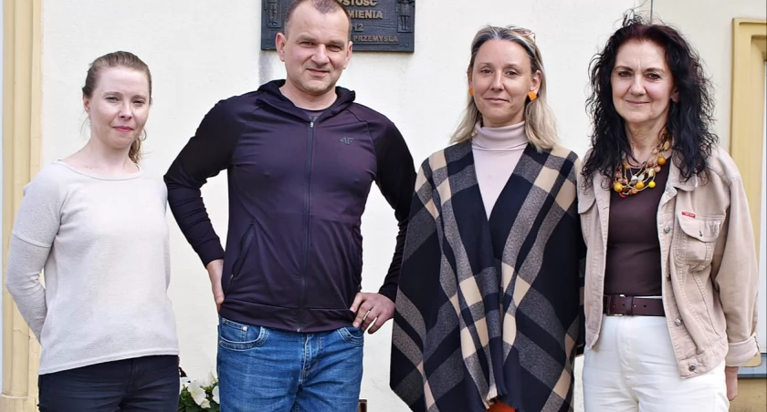 Nowi-starzy dyrektorzy przemyskich placówek oświatowych